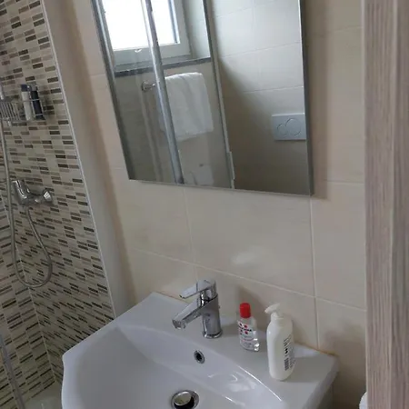 Skylab Guest house *